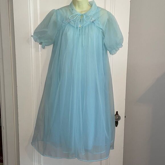 Vintage Other - Vtg 60s‎ Helen of Troy light blue robe & nightgown set